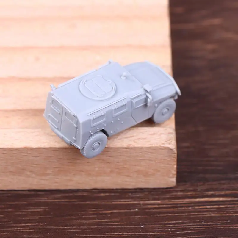 1:144GAZ Tigr نموذج مركبة مدرعة خفيفة-طقم شاحنة روسية مع هيكل مفصل، مصبوب من الراتنج للعرض والديورما