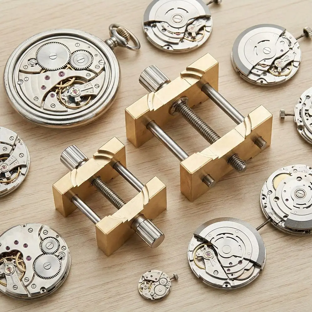 

Multi-functional Watch Movement Holder Fixed Base Brass Material Movement Clamp Tools Maintenance Tool Repair Tool Brass Clamper