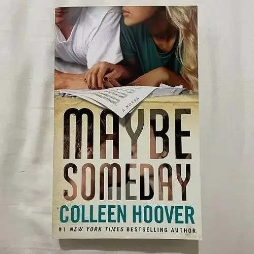 MaybeSomedaybyColleenHoover Livro De Papel, English Spot