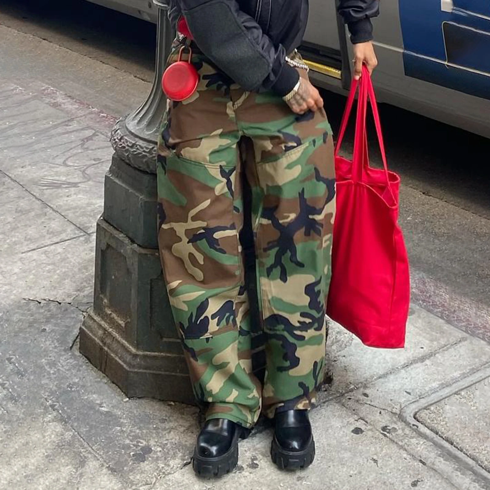 Celana Kargo Kamuflase untuk Pria Celana Kaki Lebar Longgar Kasual Modis dengan Saku