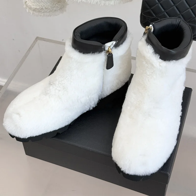 

High quality winter new Classic letter style woman soft wool short boots made of natural sheepskin, breathable 25100121