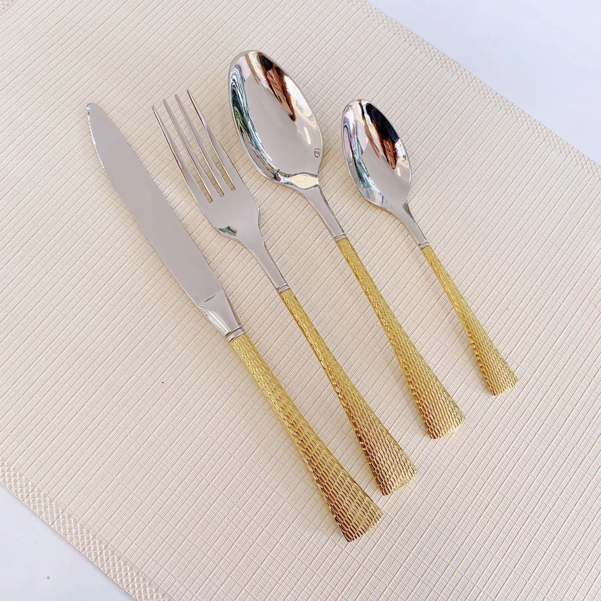 Knife, Fork and Spoon Western Food/Steak Knife  Half Gold Tableware Gold-Plated  for Hotel