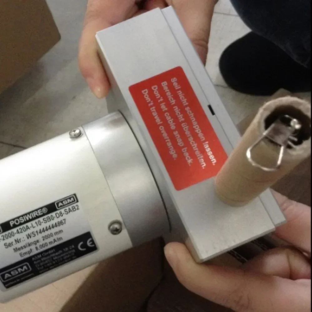 مستشعر الإزاحة AMS الأصلي والعالي الجودة WS12-1000-420A-L10-M4-M12