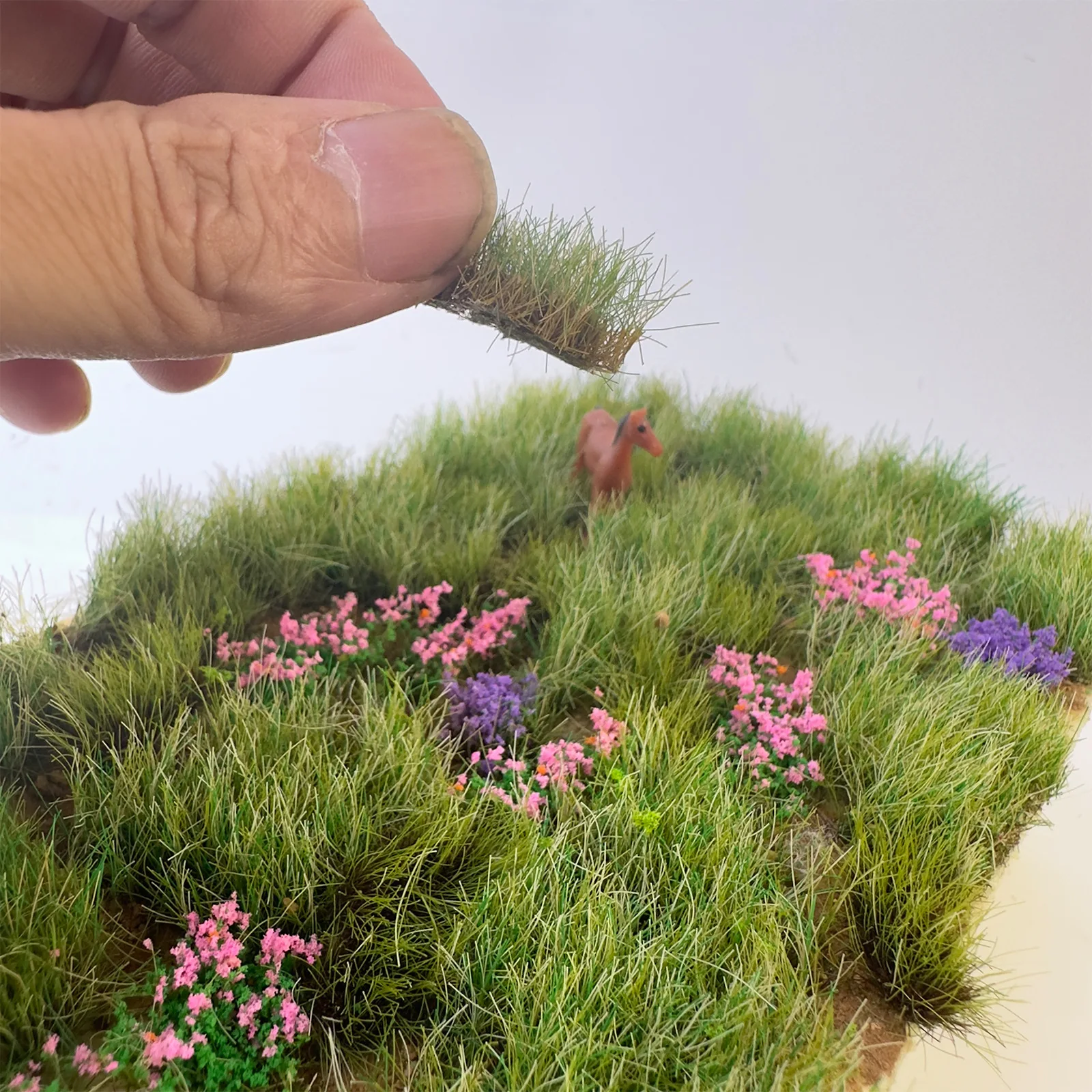 

Height 12mm Static Grass Cluster/Lawn Model Kits Artificial Tuft Micro Plants Landscape Materials Sand Table Layout Diorama