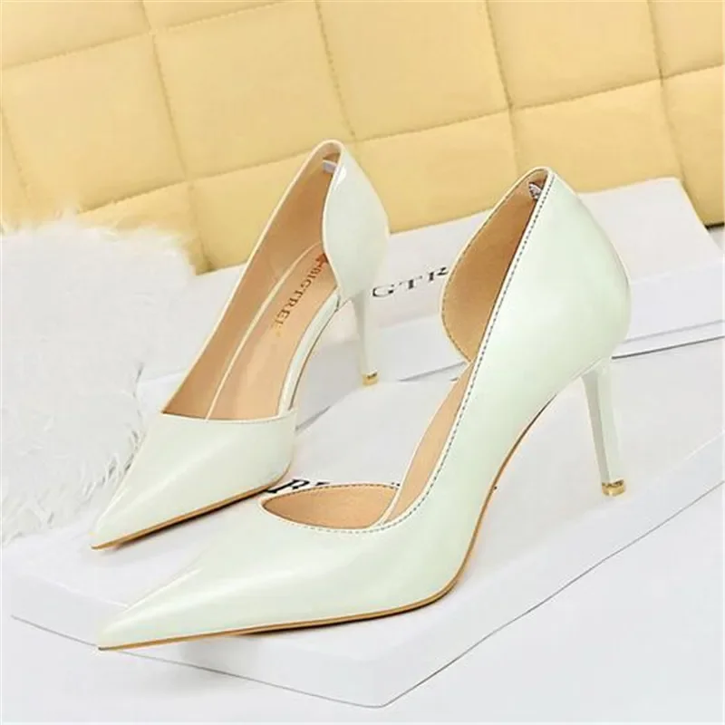 Women 7.5cm 10.5cm High Heels Yellow Pumps Office Sexy Stiletto Wedding Bridal Scarpins Short Heels Lady Sexy Hollow Party Shoes