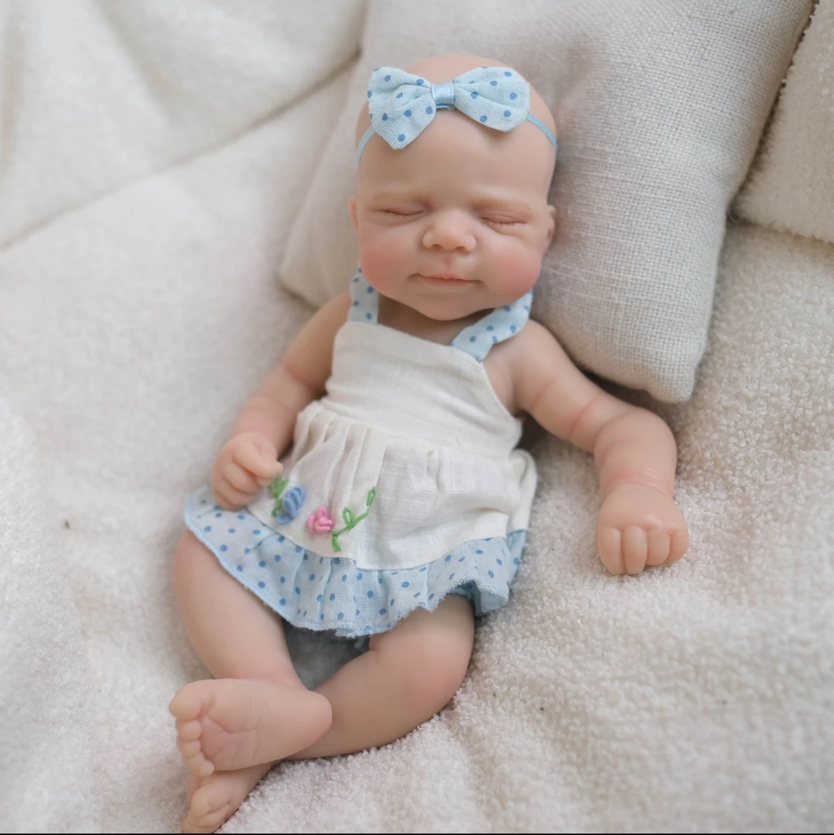 8 "slapende herboren baby in platina siliconen-realistische vredige uitdrukking hypoallergene zachte body-beperkte editie kunstpop