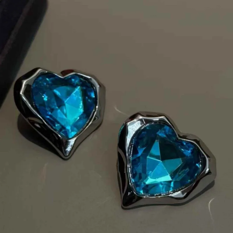 Vintage Statement Big Fashion Romantic Love Heart Earrings For Women Creative New Red Blue Luxury Earings