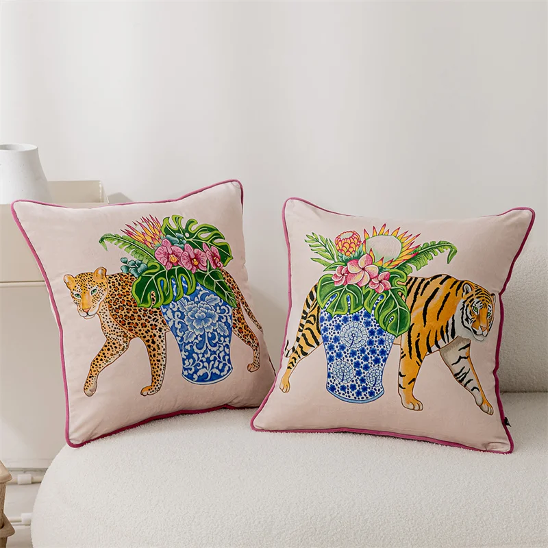 Tiger Print Velvet Cushion Cover Square Pillowcase Shell Car Home Office Bed Decorative 45cm Waist Lumbar Vintage Horse Animal
