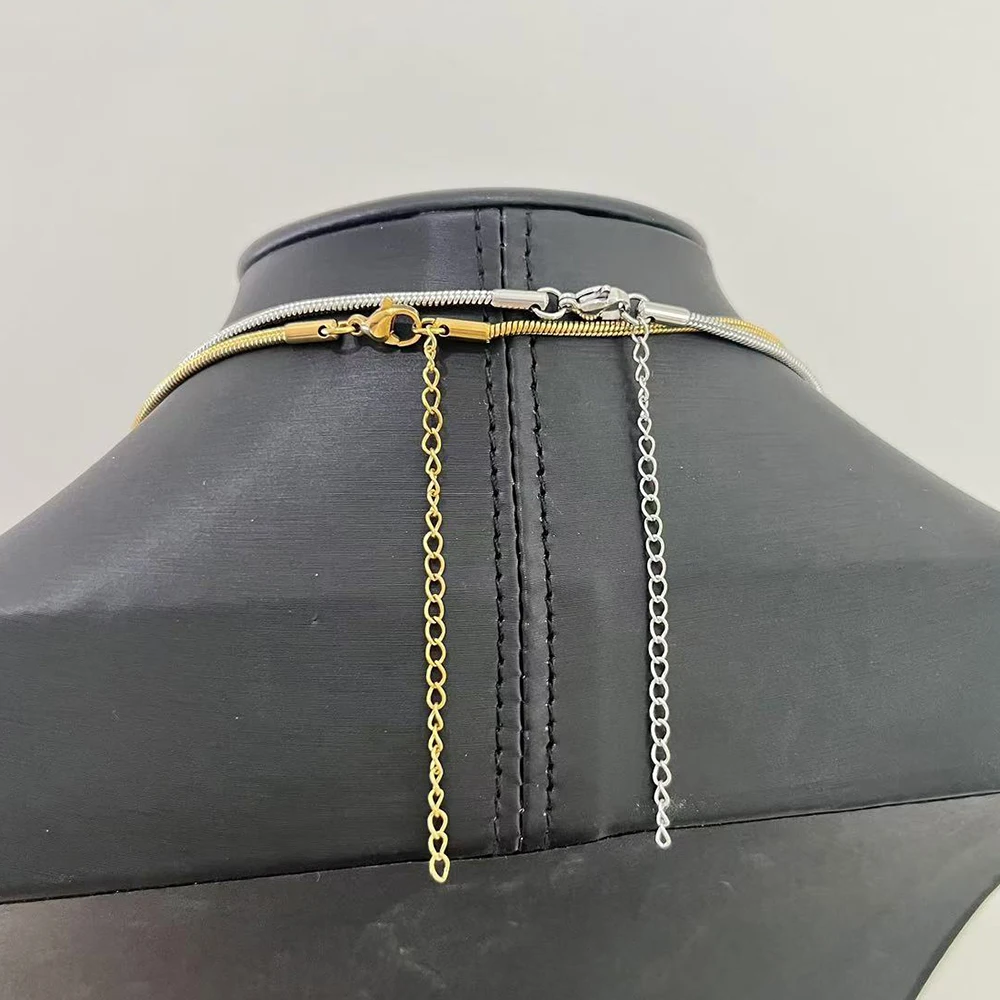 Custom Designed Metal Gold Silver DOI Pendant Snake Chain Necklace