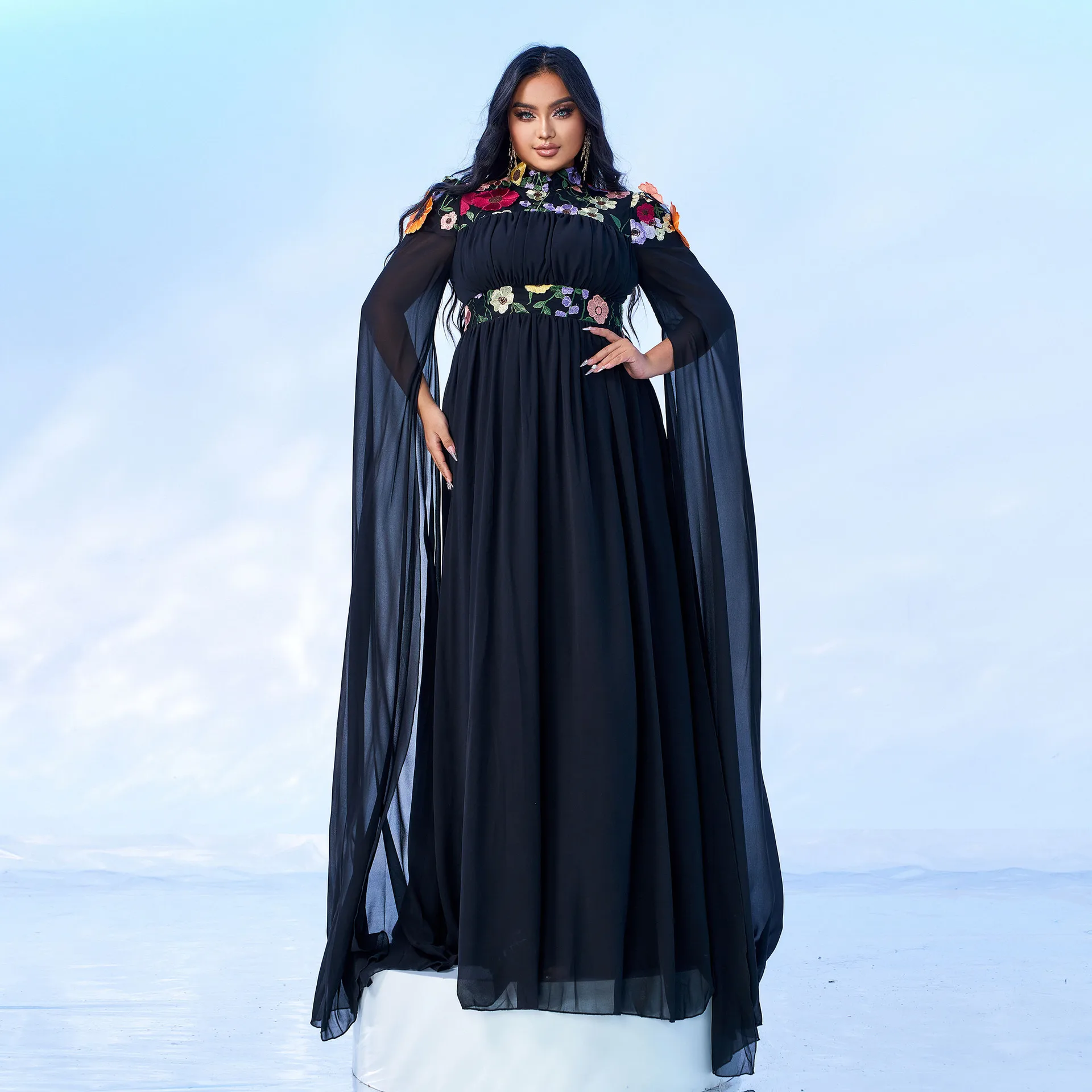 

European and American fat mm large size women's clothing long-sleeved round neck banquet pendulum applique evening dress dresses