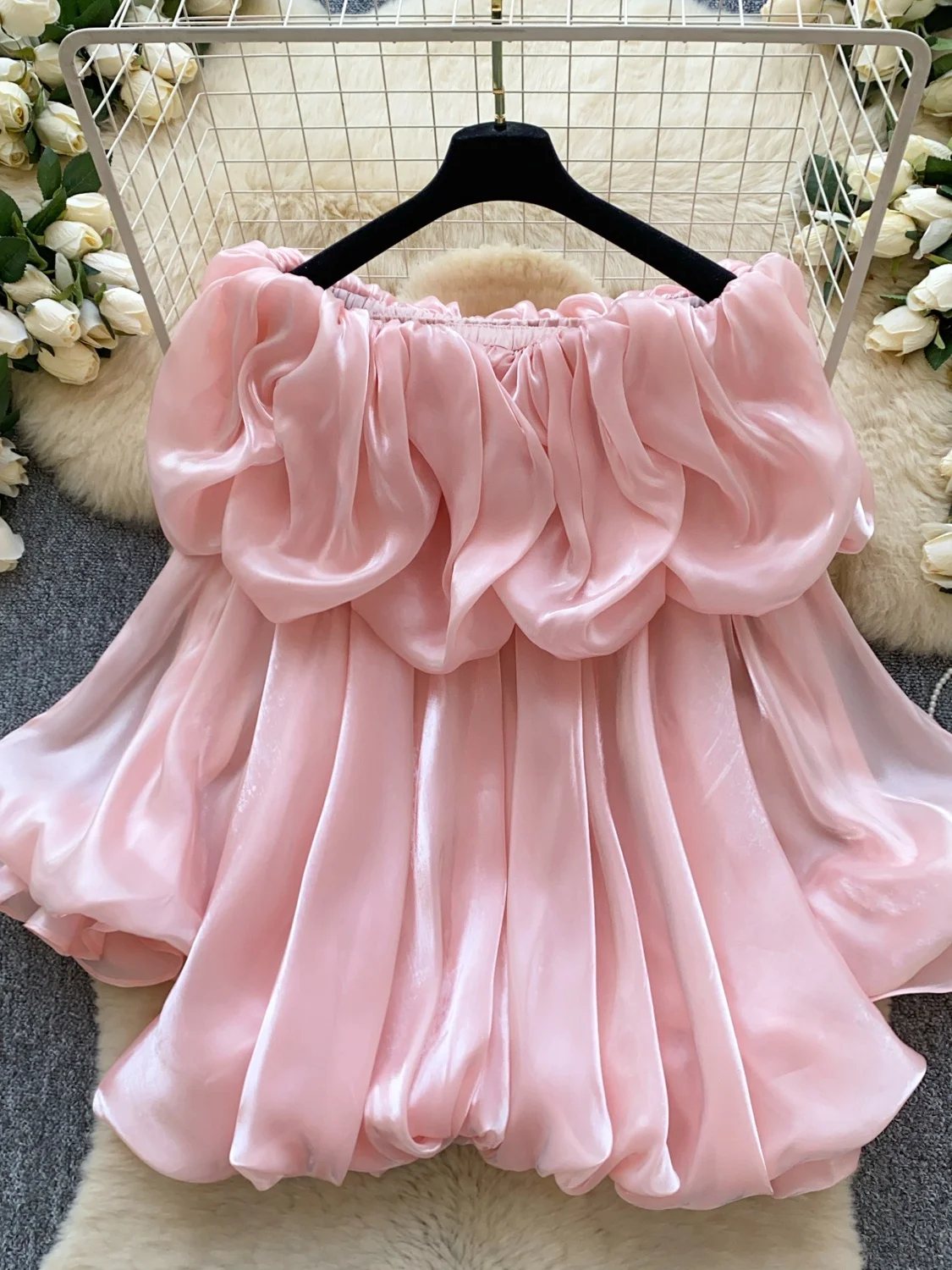 

Korean Style Bell Sleeve One Shoulder Commute Shirt Women's Spring New Fashion Pink Top Loose Fit Long Sleeve Polyester Fiber