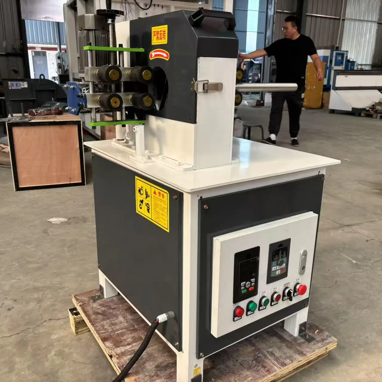 

Automatic Special Shaped Bent Pipe Bend Tube Polishing Machine for Stainless Steel Copper Brass Mirror Polish