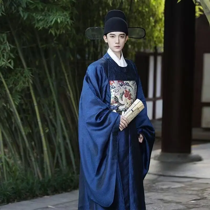 

Ancient Bridegroom Uniform Traditional Chinese Clothing Ming Dynasty Dark Pattern Crane Round Neck Robe Halloween Cosplay Suits