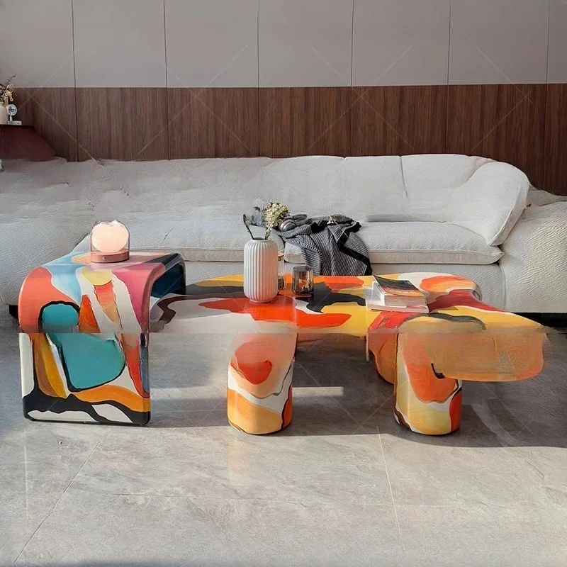 예술가 그림, 특이한 모양의 구름 커피 테이블 중세 창의성, 손으로 그린 유화, 커피 테이블