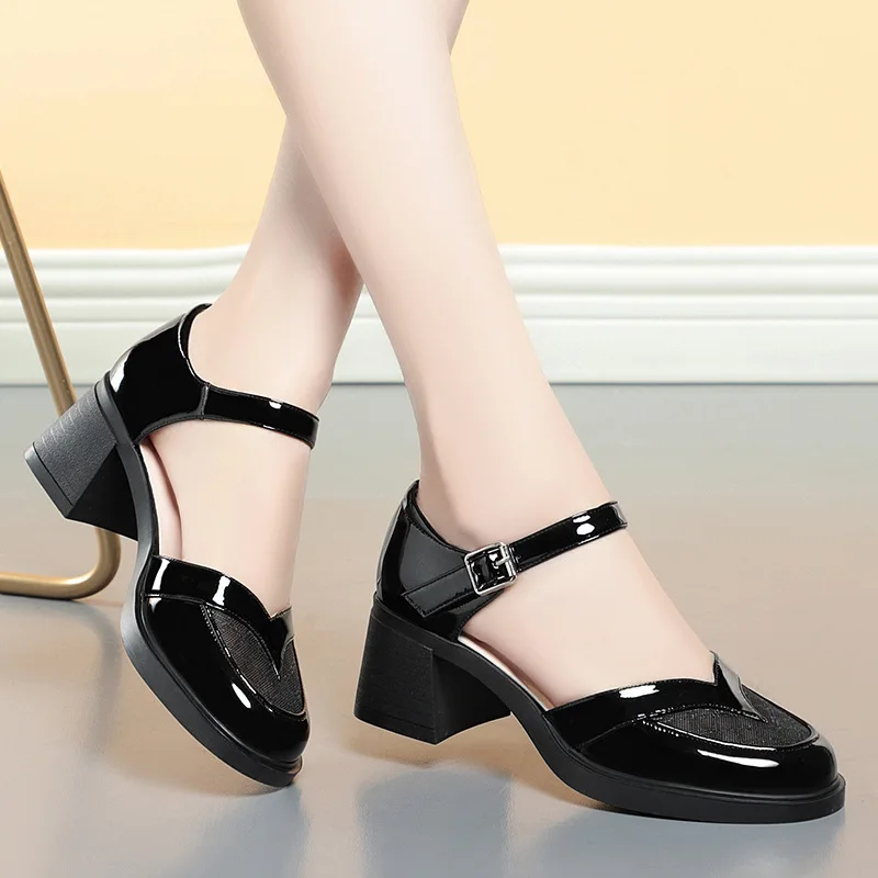 

Popular Round Toe Roman Sandals 2024 Summer Cowhide Patent Leather Weave Hollow Women Shoes Fashion Leisure Thick Heel