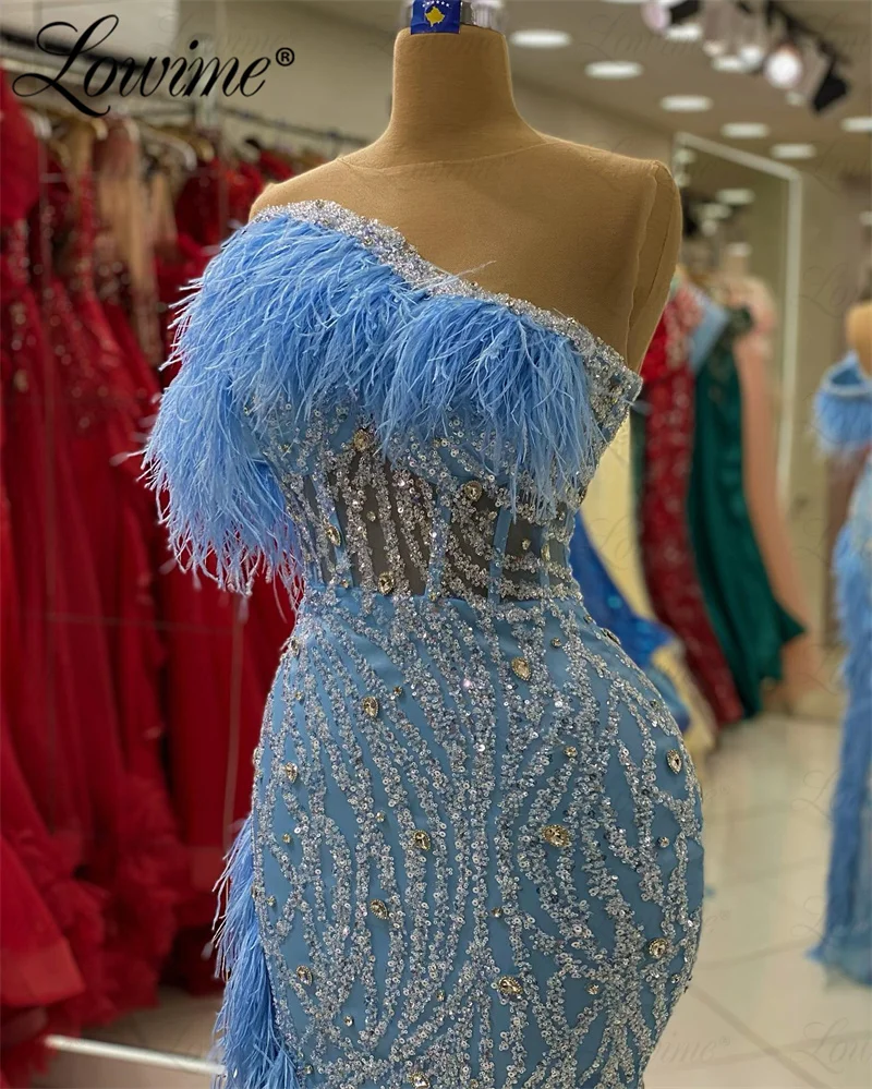 Robe de soirée de luxe pour femme, plumes bleues, paillettes de cristal, fendue sur le côté, robe de soirée éducative, robe de gala arabe, 2023