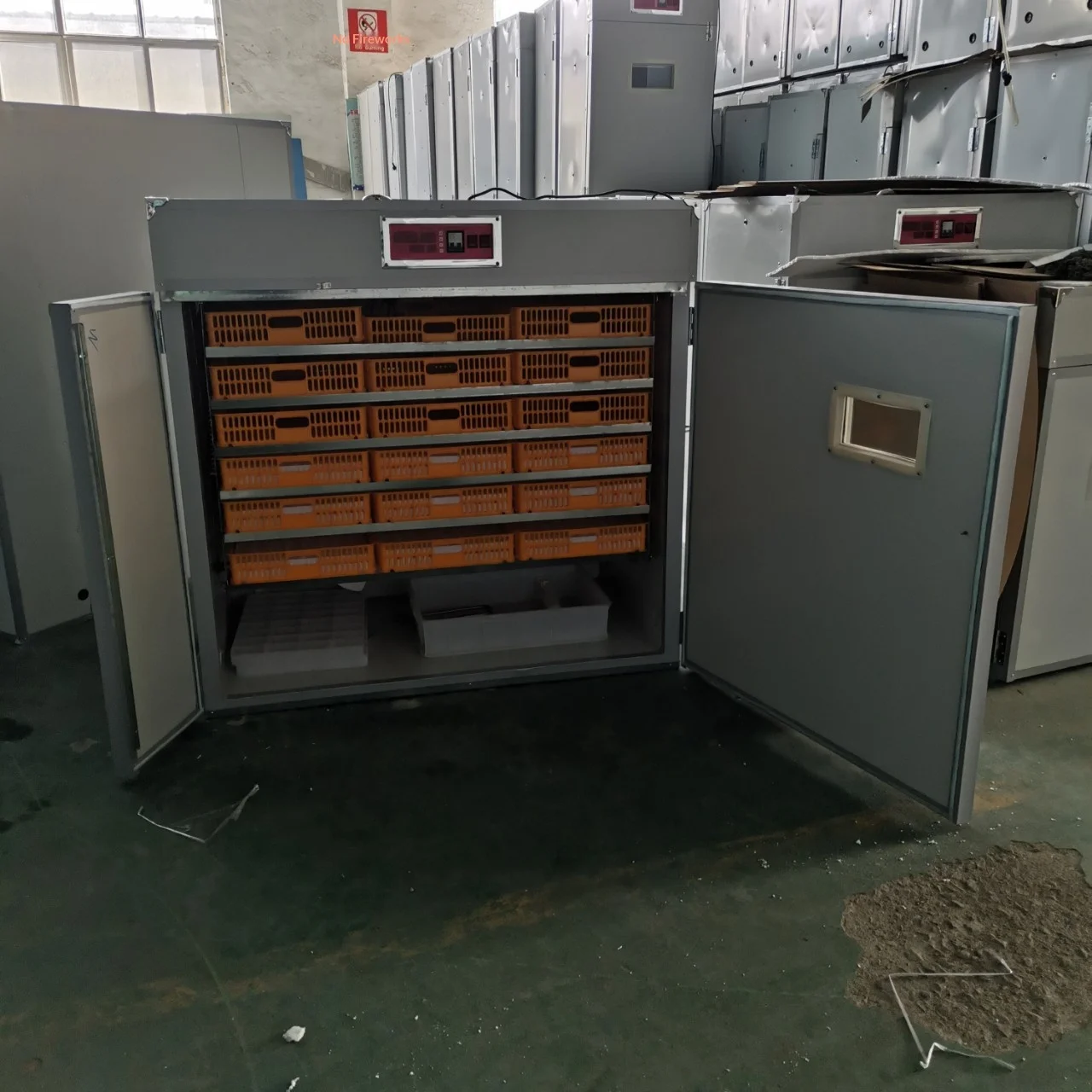 Fully Automatic Household & Industrial Smart Large Size Constant Temperature Egg Incubator White/Gray