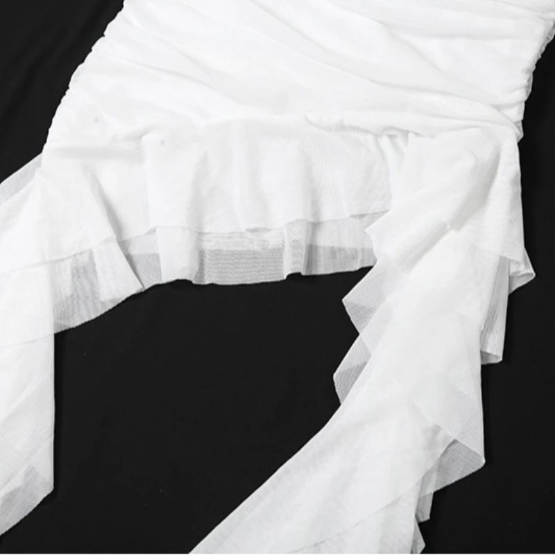 2025 verano nuevo estilo europeo y americano primavera nueva ropa de mujer color sólido slim fit moda urbana un cuello sin mangas