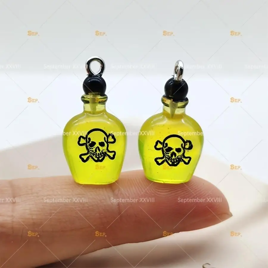 1/5/10/20/50/100pcs s Resin Skull Witch Magic Water Charms - Gothic Suitable for Halloween Bottle Necklaces, Potion Bottles, Wic