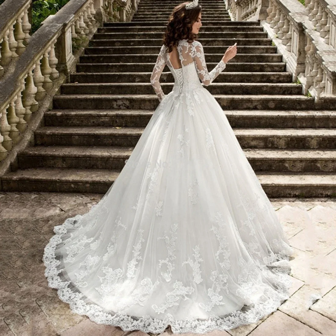 Long Sleeve Lace Slimming Elegant Court Train Wedding Dress for Bride