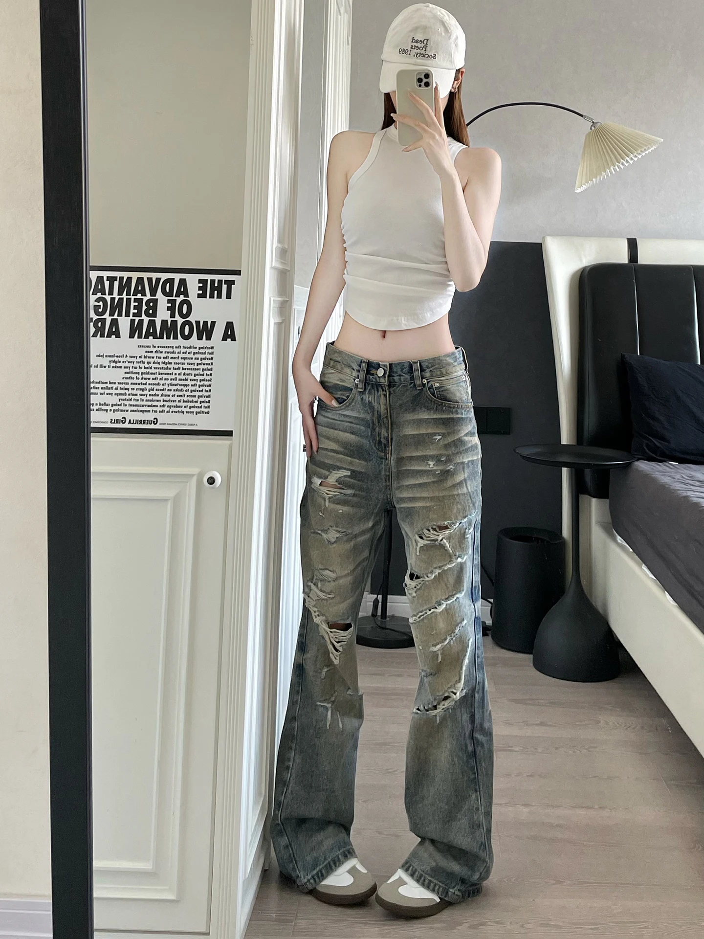 

9002up American High Street Vintage Waed Ripped Denim Jeans Trendy Casual Straight Leg Loose Fit Low Waist Long Pants