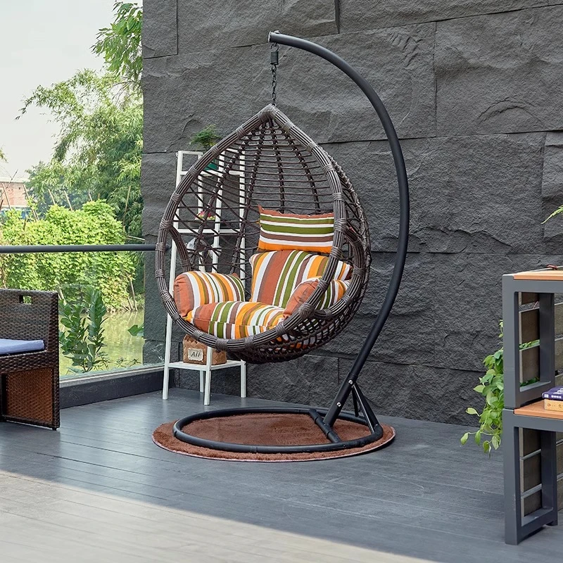 كرسي سلة معلقة أرجوحة داخلية، أثاث خارجي، سلة معلقة على شكل عش الطيور من الروطان