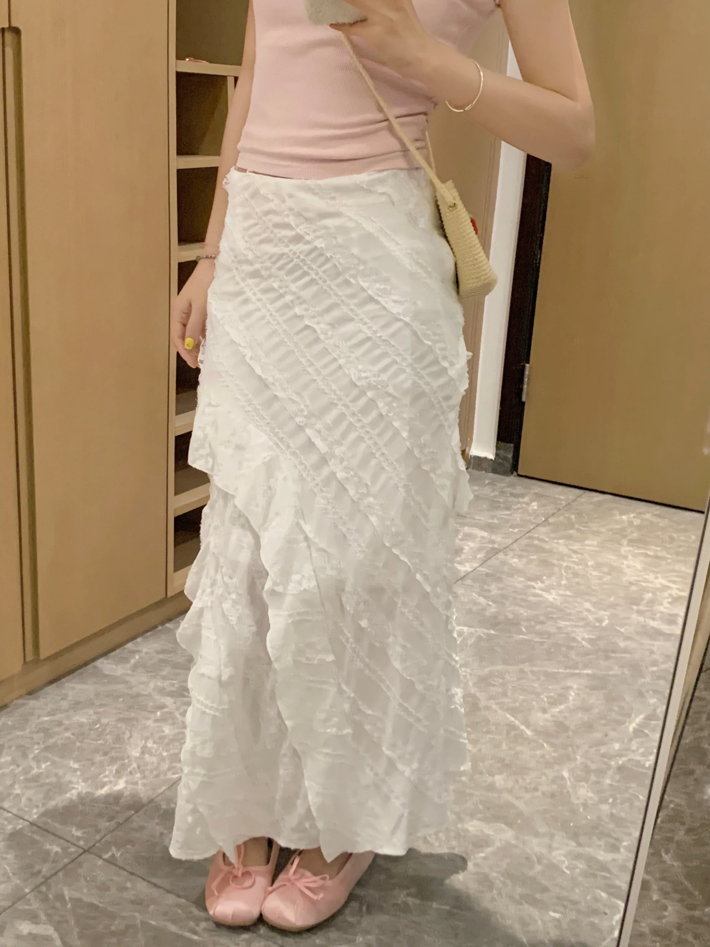 High Waist Asymmetrical White Half Skirt for plus Size Women Summer New Style Side Slit Fish Tail Skirt Korean Style Slim Fit