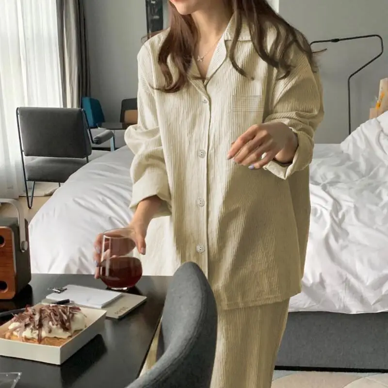 

Сексуальный пижамный комплект, студенческий повседневный женский костюм из 2 предметов с героями мультфильмов, два наряда, женский наряд, женский спортивный костюм из двух предметов, вязаный