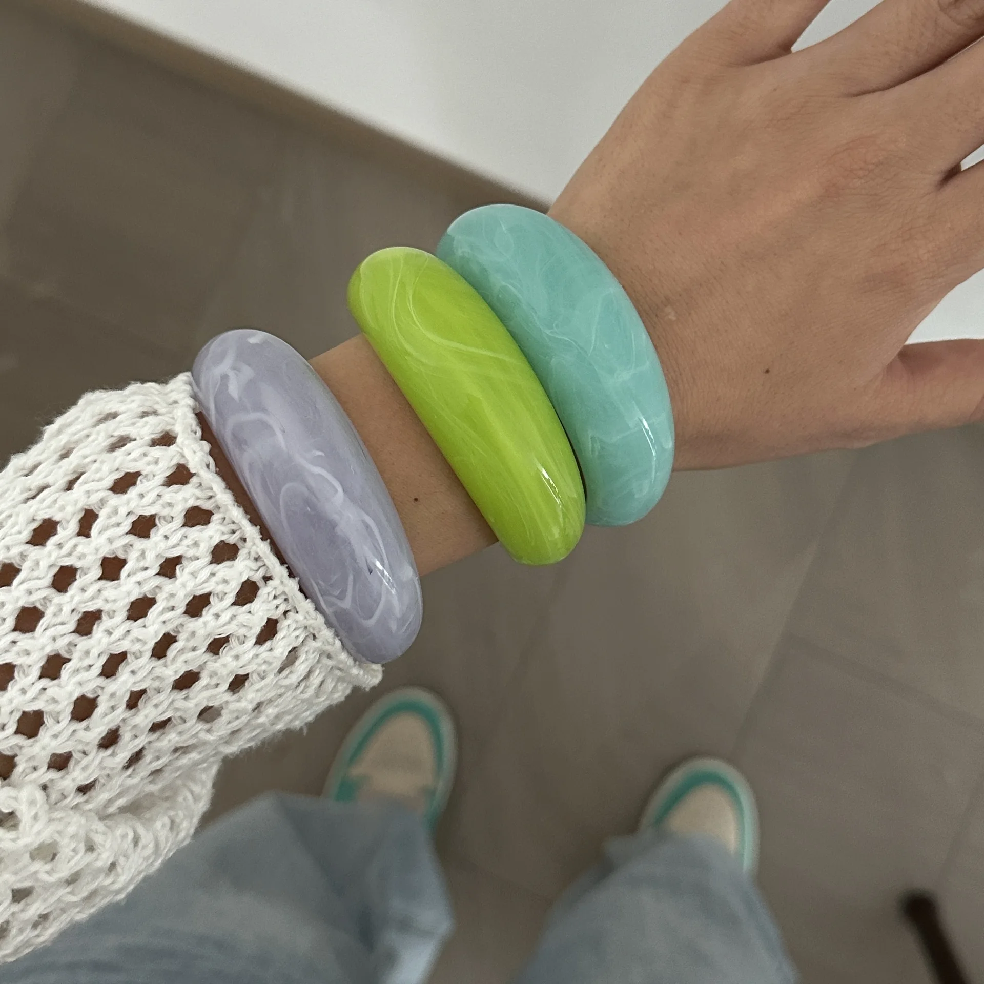 

New Vintage Resin Acrylic Bangle Set for Women Jewelry Korean Cuff Bangles Bracelets with Charms Designer Round New Gifts