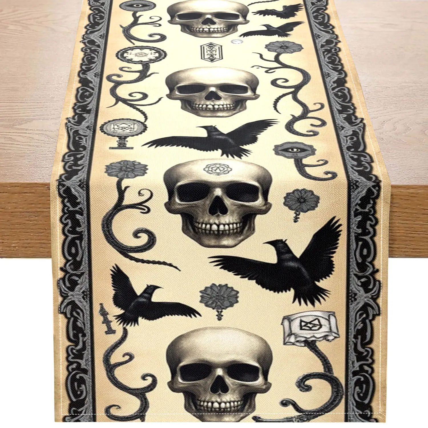 

Цельная дорожка для стола темной и загадочной тематики, украшенная черепами, волнами и мистическими узорами символов, подходит для вечеринок в готическом стиле и украшения дома.