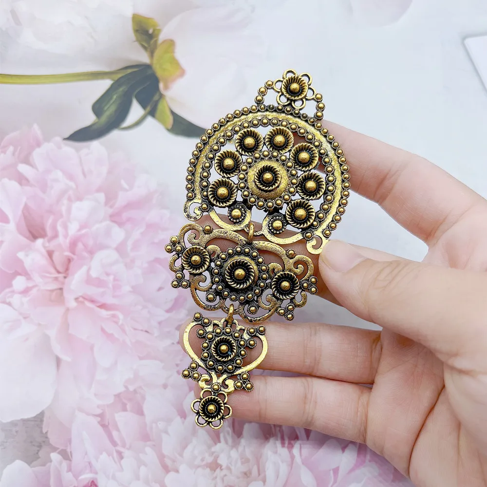 Shining Bohemia Brooch For Delicate Woman Retro Gold Silver Color Flower Metal Pin Bridal Jewelry Ethnic Wedding Gift
