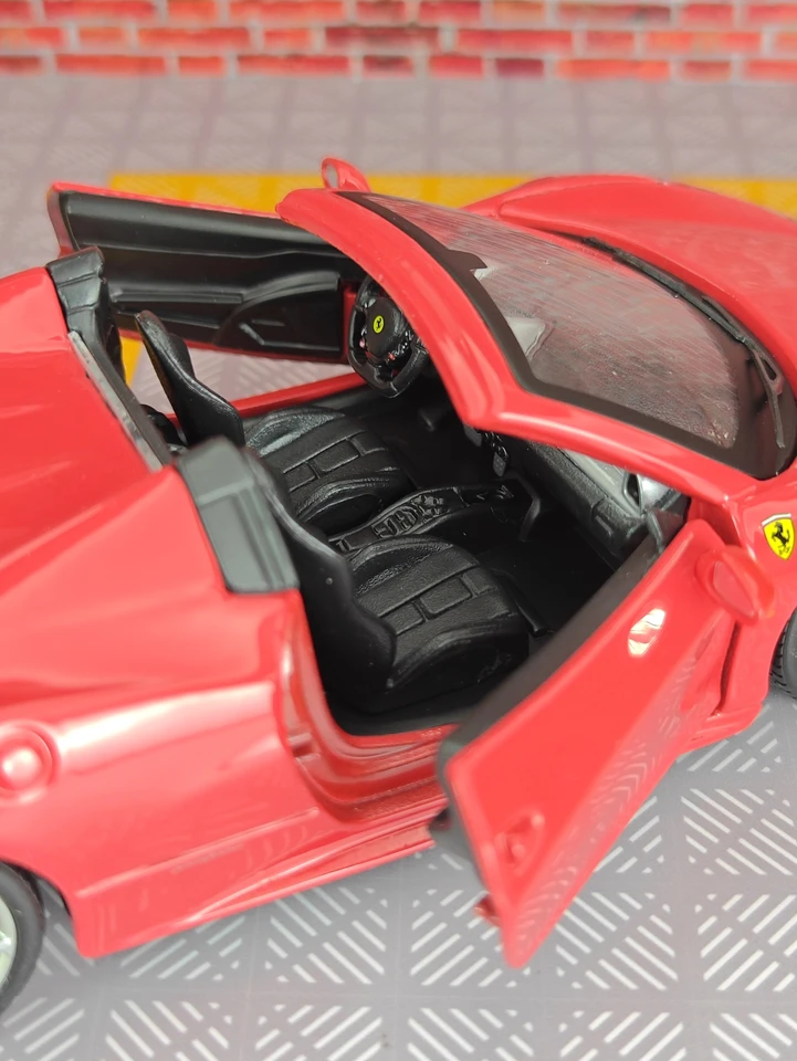 Bburago 1:24 Ferrari 458 Spider alloy car model static car model