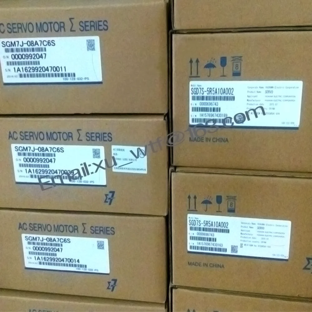 

1 шт. Новый серводвигатель SGM7J-08A7C6S SGM7J08A7C6S с коробкой для ускоренной доставки