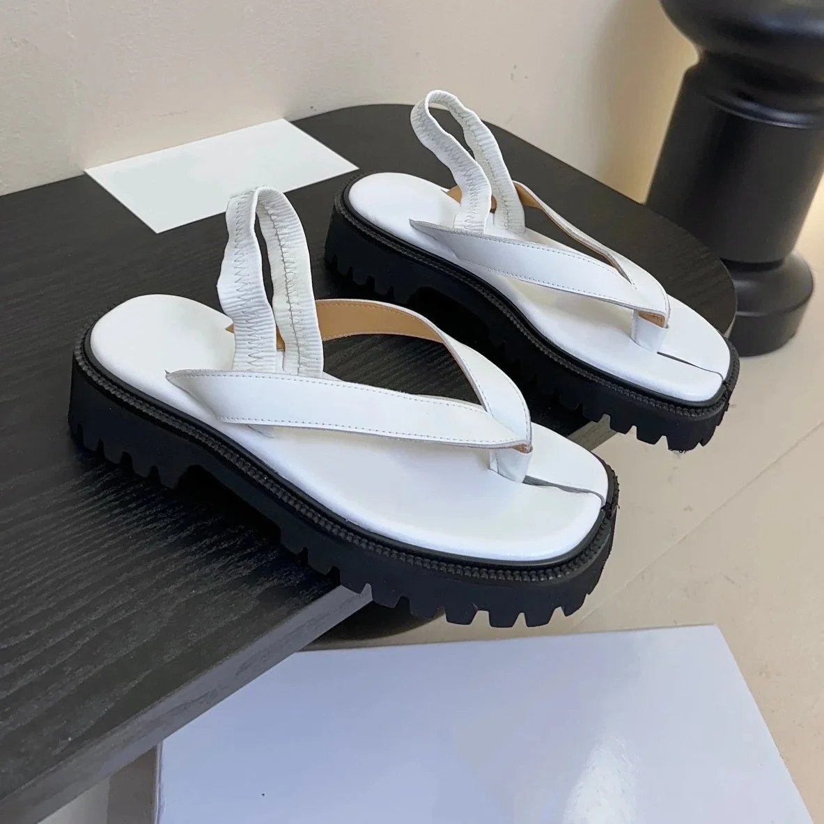 2025 FANGXITING Newest Summer Genuine Leather Thongs Thick Sole Slingback Woman Gladiator Sandals Flip-Flops Mules Beach Shoes