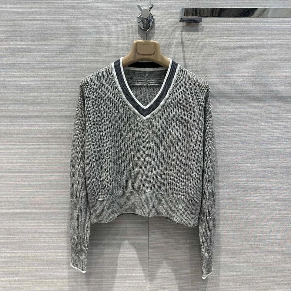 

2024 New Spring Fashion Linen Knitted Pullover Women's Sweater V-neck Long Sleeve Sequins Gray Color Preppy Style Jumper