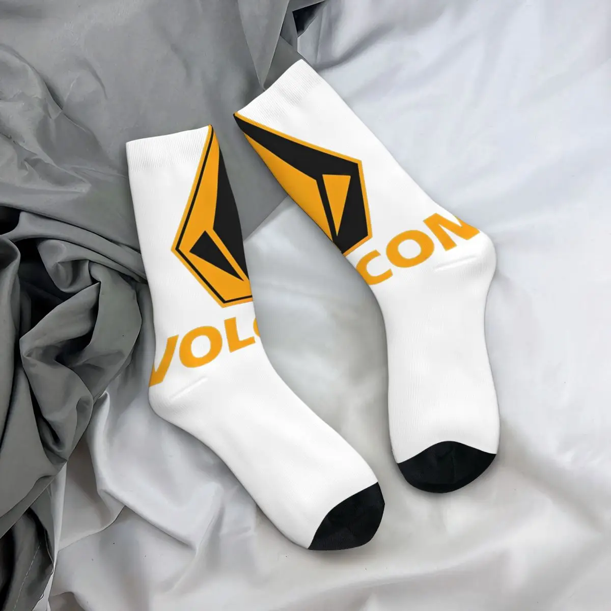 

Volcoms Socks Autumn yellow Stockings Casual Couple Comfortable Socks Graphic Skateboard Anti Skid Socks