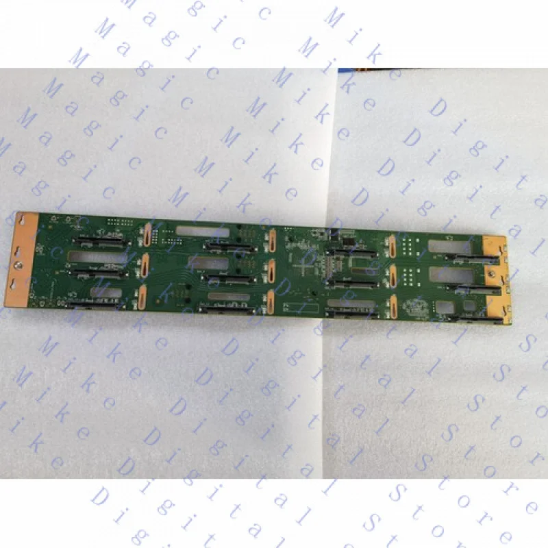 

H FOR Inspur 12G hard disk backplane 3.5" 12bay YZCA-00395-101 YPCB00395-1P5