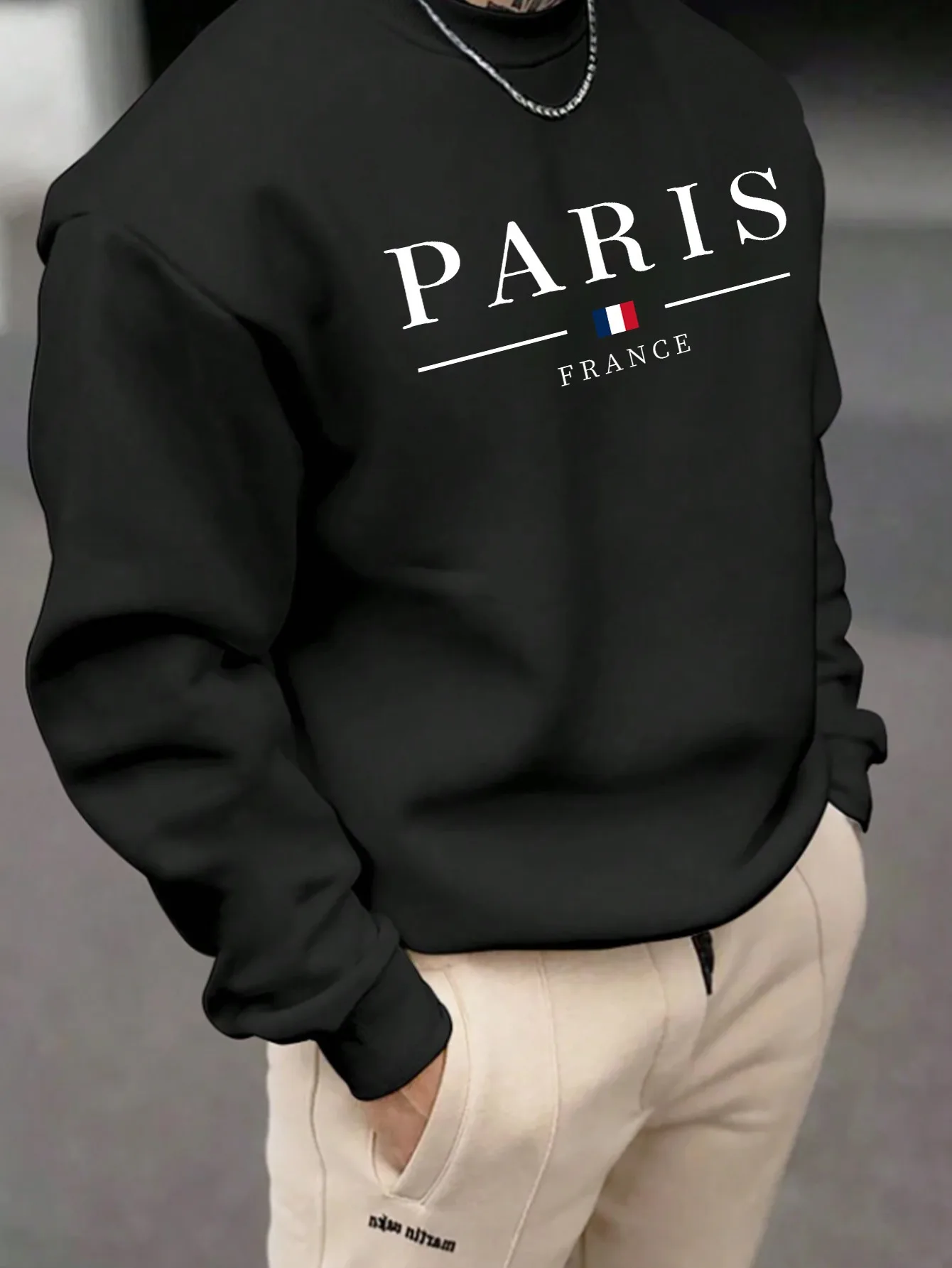 Men's autumn and winter fashionable casual loose Paris letter print fleece pullover long sleeved round neck sweatshirt