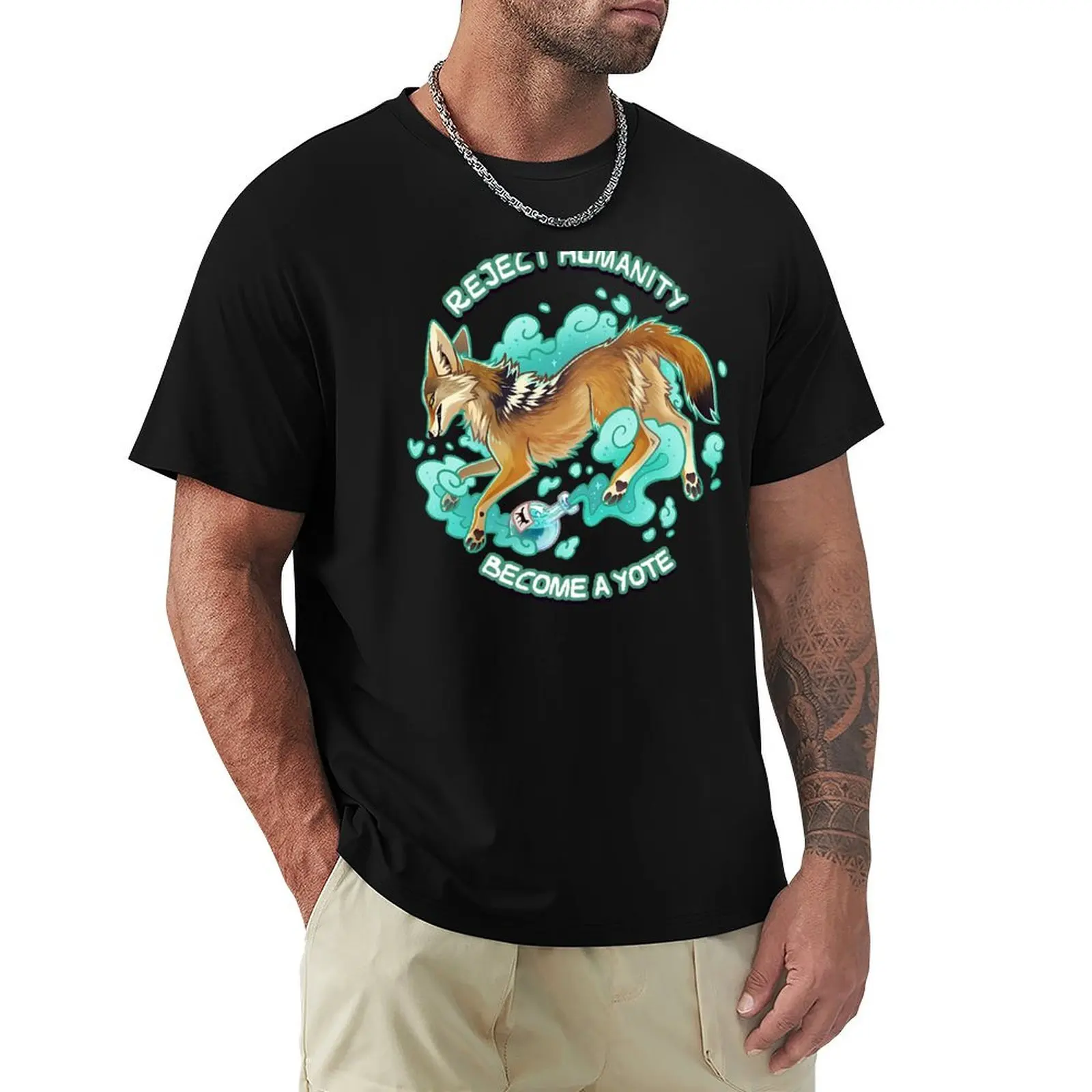Rechaza la humanidad, ¡Conviértete en un YOTE! Camiseta Coyote Potion con gráfico clásico y manga corta