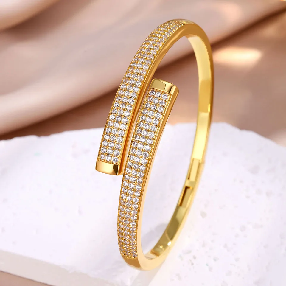 Yupsk Neues luxuriöses, elegantes, silberfarbenes, goldfarbenes Kupfer-Armband-Ring-Set für Frauen, funkelnder, brillanter Zirkon-Schmuckzubehör – Detail 8