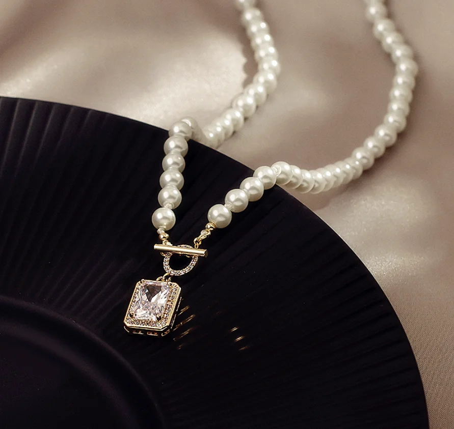 Simple artificial pearl Zircon Pendant design vintage wedding party Necklace for women Fashion Jewelry