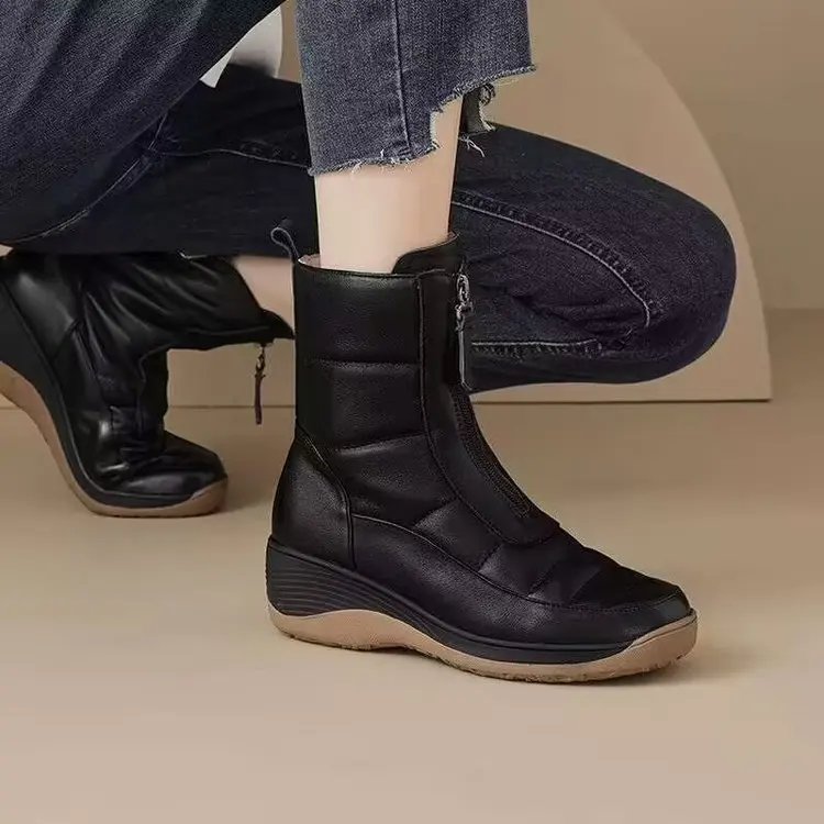 Short boots for women in autumn 2026  newly added fleece warm snow boots, thick soled mother's women's shoes