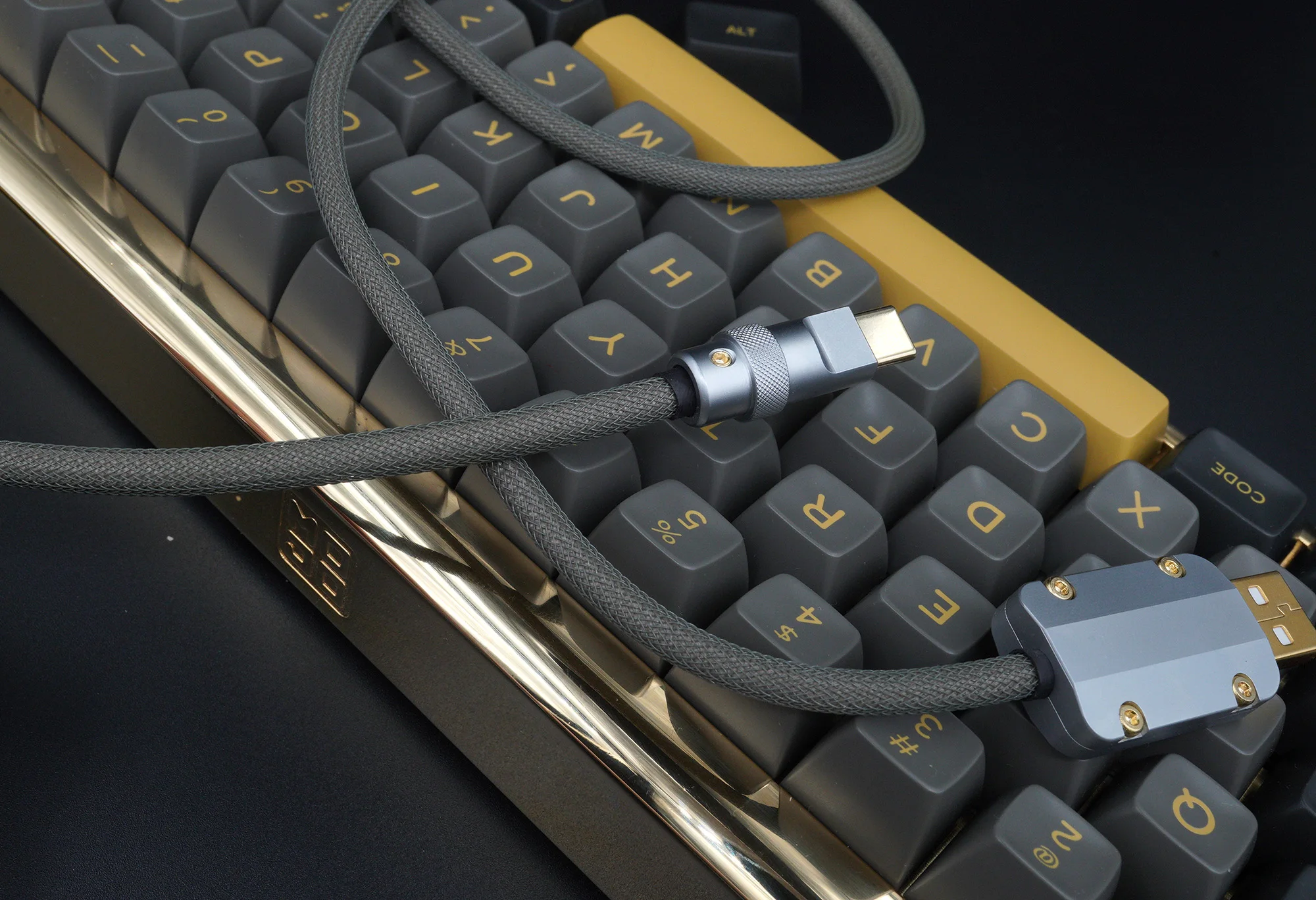 Off-the-shelf GeekCable custom mechanical keyboard data line MelGeek Keycap line mojo Black Shimmer