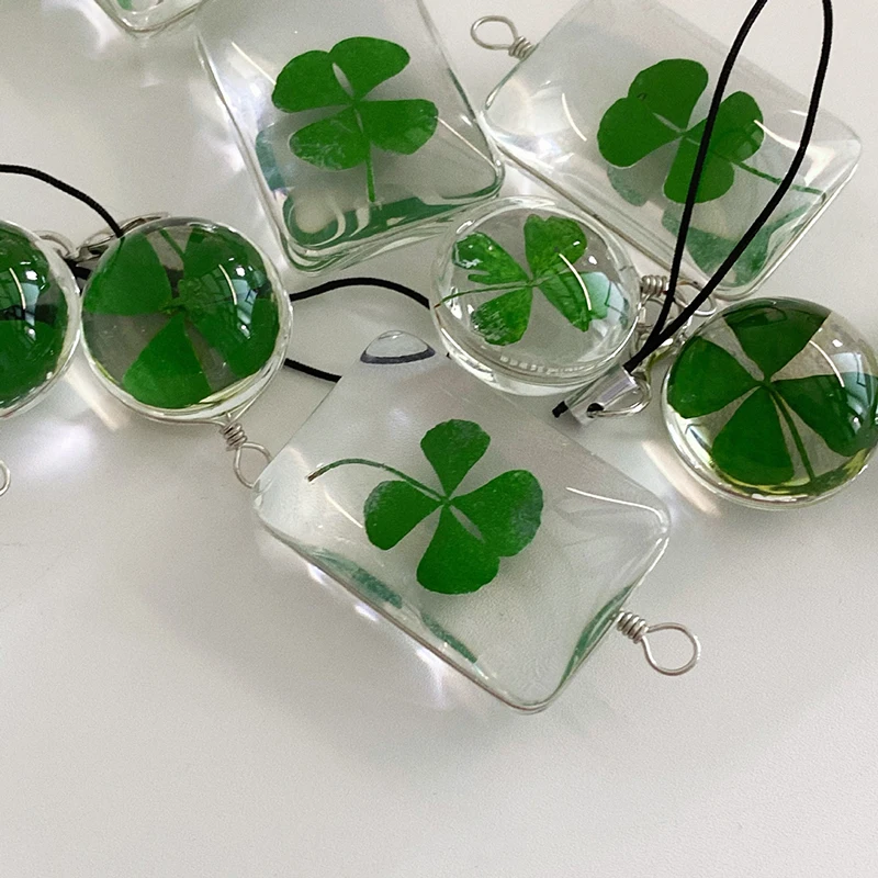 Green Lucky Four Leaf Clover Keychain Lucky Clover Phone Lanyard Glass Pendant Keyring Accessories Gifts