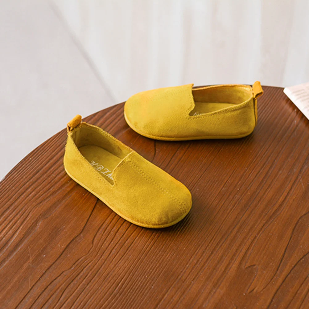 

1Pair Childrens Outdoor Bean Shoes Cute Design Soft Flexible Non-Slip Kids Walking Shoes for Baby Boys Girls Comfortable Yellow