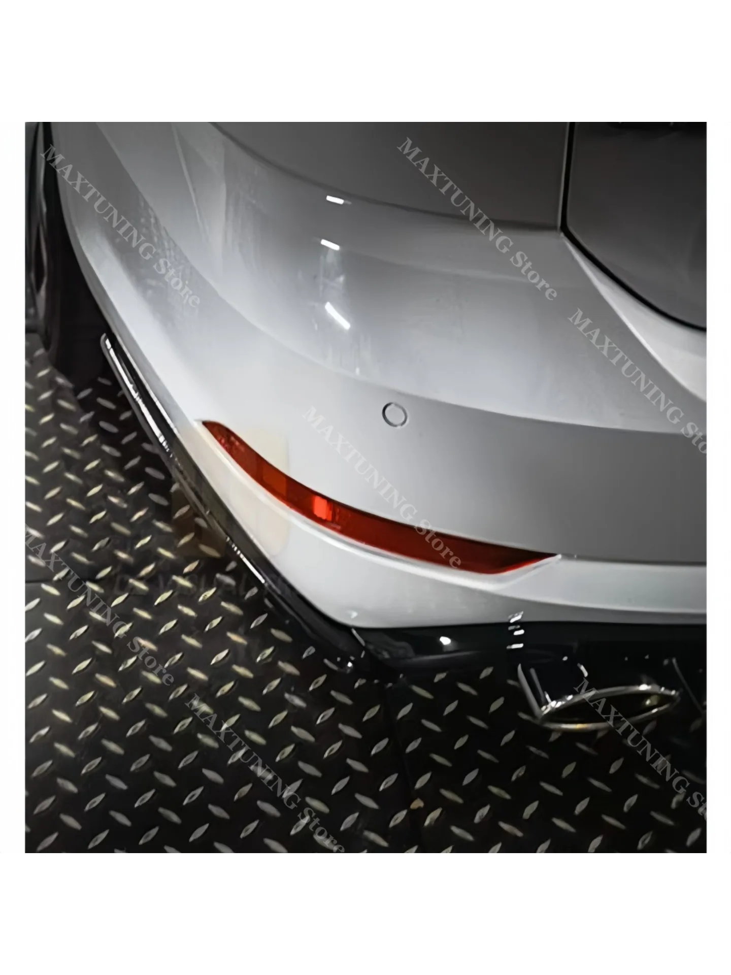 Tylna listwa progowa Maxton Style, splitter, dyfuzor, spoiler tuningowy do VW Golf MK7 Estate Wagon TDI TSI GTD TGI R R-LINE — 2
