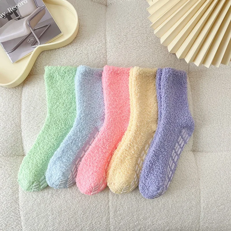 Thickened Coral Velvet Socks Women\'s Solid Color Indoor Floor Stocking Winter Plush Warm Socks Cold-proof Anti Slip Sock Hosiery