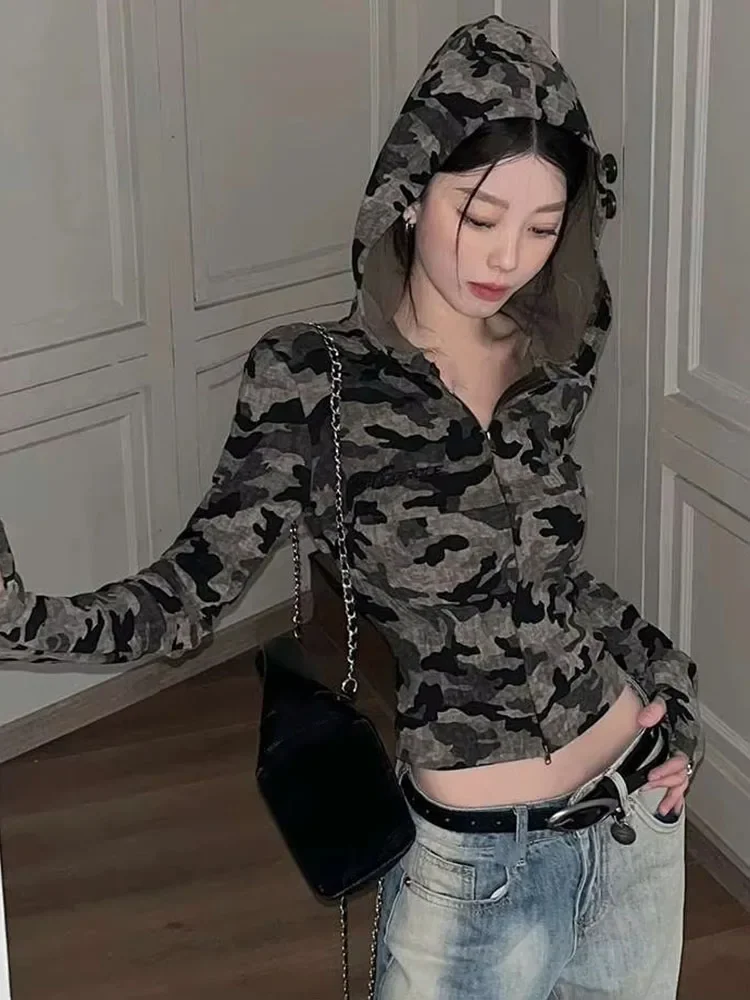 الأمريكية الساخنة فتاة التمويه كم طويل هوديي المرأة أوائل الخريف فريد التخسيس سستة علوية القطن Y2k تي شيرت المحاصيل