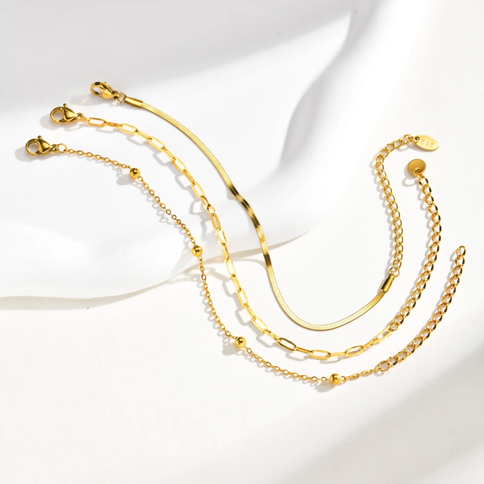 Vnox Edelstahl-Armband-Set für Damen, goldfarbene Kette, 3 Stück/Set, geschichteter Schmuck, verstellbar, 16–21 cm, trendige Armbänder, Geschenk – Detail 9