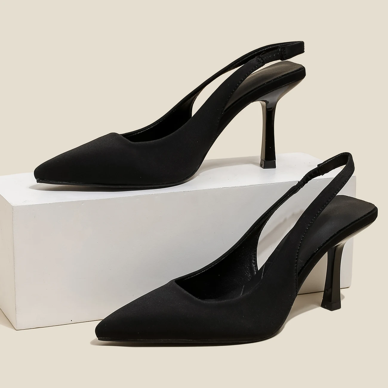 

Женские элегантные сандалии с закрытым носком из эластичной ткани, туфли-лодочки на тонком высоком каблуке 8,5 см, банкетные свадебные туфли-лодочки, платье для выпускного вечера, дизайнерская обувь